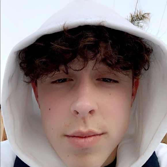 Meet your Posher, Josh - Picture 1 of 1